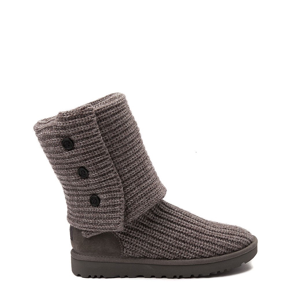Classic cardy knit boots